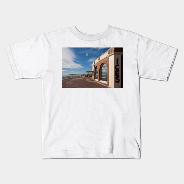 Rendezvous Cafe, Whitley Bay Kids T-Shirt by Violaman